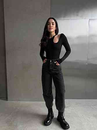 Жіноче стильне асиметричне боді з довгими рукавами трикотаж масло Чорний Одеса