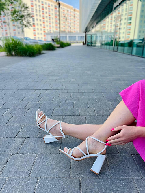 YES MILE Білі босоніжки літні жіночі на підборах еко-шкіра YES MILE LEI-77 р. 36-41 / Стильне ж Коломыя - изображение 12