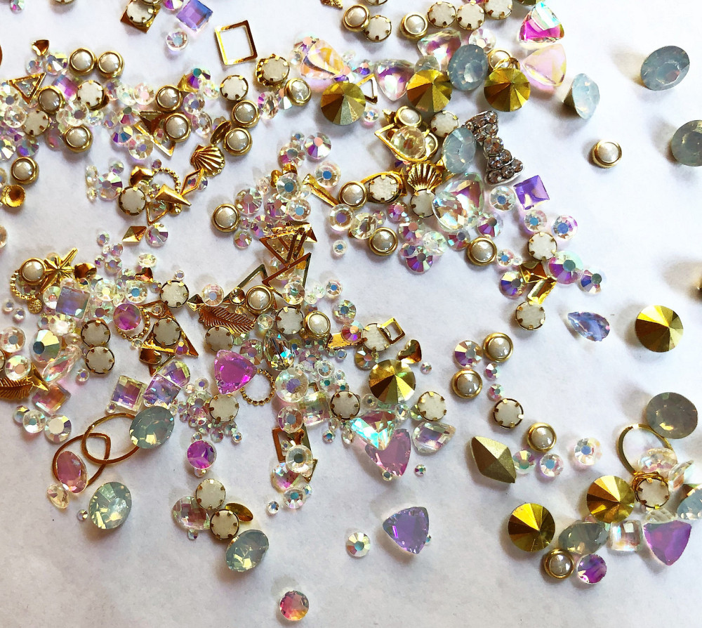 Стрази Swarovski мікс різні розміри і форми + формочки різних форм (1400 шт) АВ , бріліант і лілові. Київ - фото 6