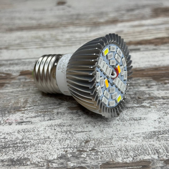 Фитолампа для растений E27 28LED 8Вт, полный спектр, светодиодная лампа с радиатором охлаждения Киев