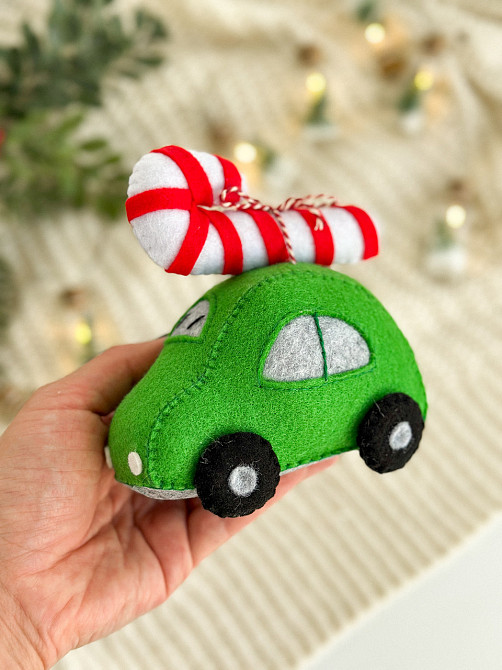 Новогодняя елочная игрушка из фетра ручной работы Машинка с конфетой 11 см Киев - изображение 2