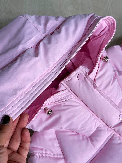 Куртка женская Haiziyuan 8589 средняя длина с капюшоном розовая, розовый, M Одесса - изображение 6