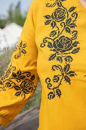 Вышиванка женская, льняная, горчичная, топ Киев