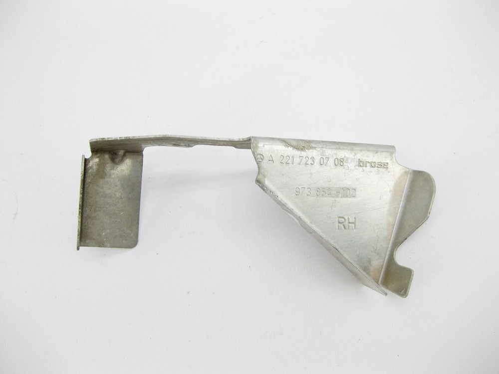 Mercedes-Benz  A2217230708 Кришка - кронштейн замка передніх правих дверей Англія S-Class W221 Одесса - изображение 3