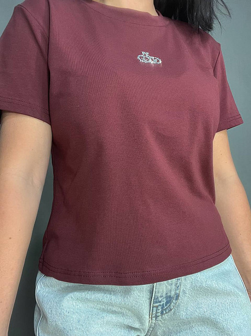 Футболка жіноча A-N 911-20 середня довжина вишня камінчики one size, бордовий, one size Київ - фото 15