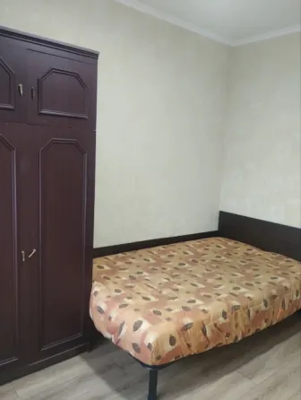 Сдам комнату для девушки ул. Киев