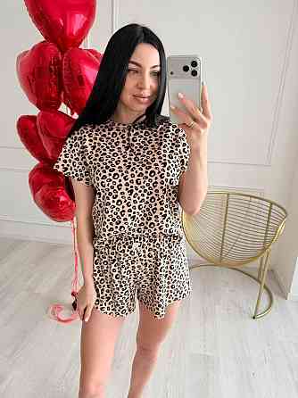 Женская стильная домашняя пижама с велюром Бежевый Одесса