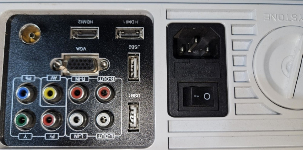 Проєктор міні в гарному стані. Харків - фото 4