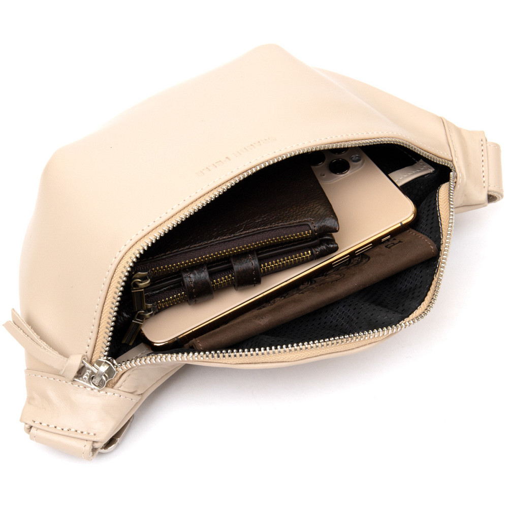 Практична шкіряна сумка на пояс GRANDE PELLE 11357 Бежевий Київ - фото 6
