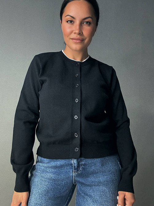 Кардиган жіночий Fancy Matinee 1527 на ґудзиках з контрастним коміром, чорний, one size Київ - фото 4