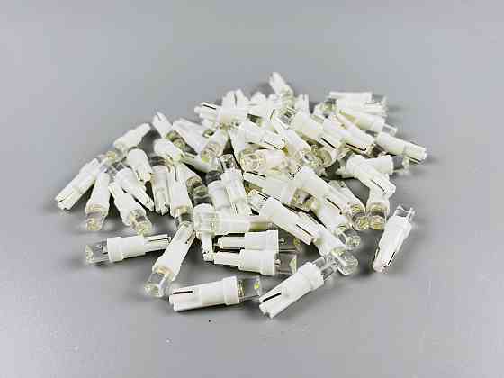 Лампа LED робоче світло 12V цоколь T5 для внутрішнього освітлення авто, лампа на панель приладів Мукачево