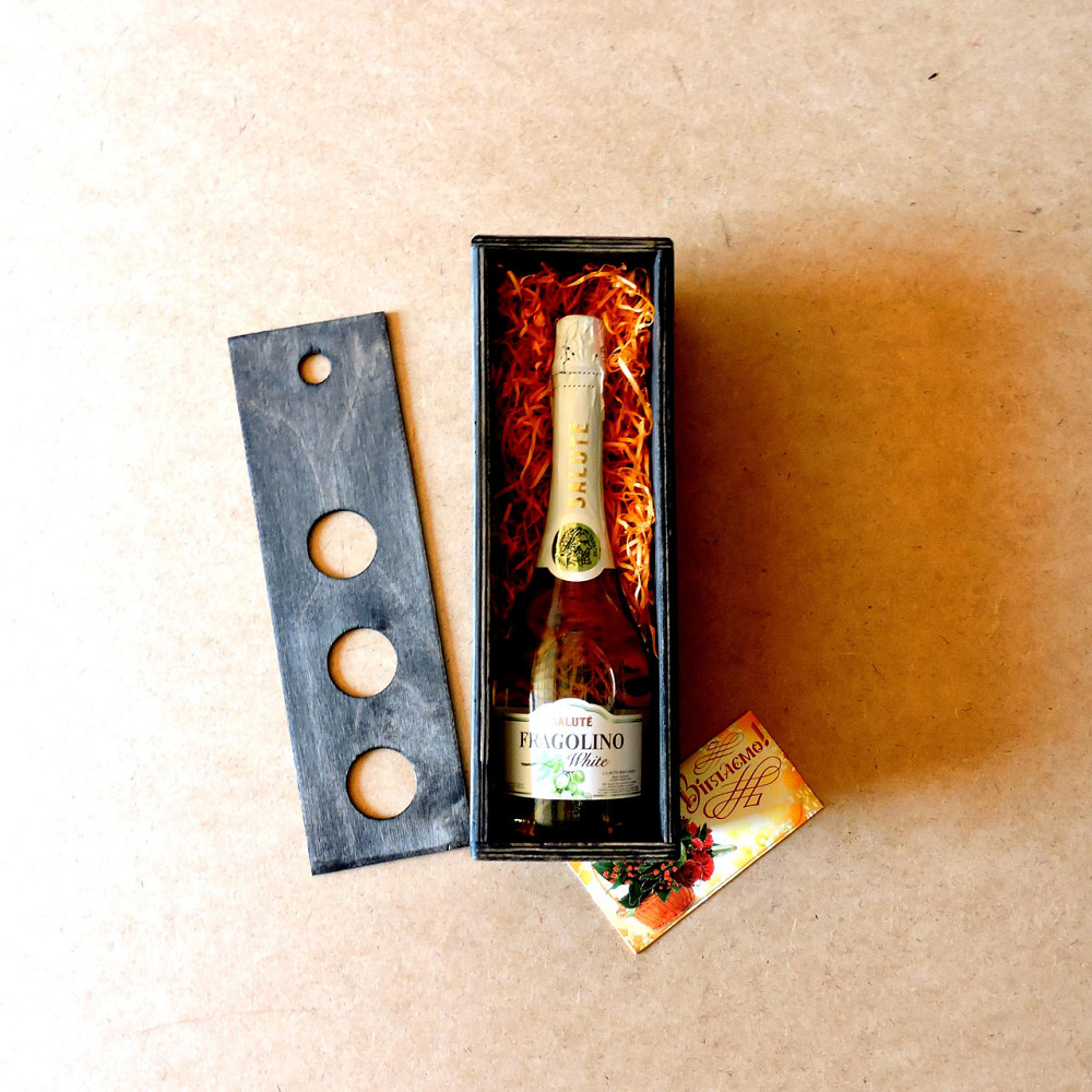 Подарочная коробка 