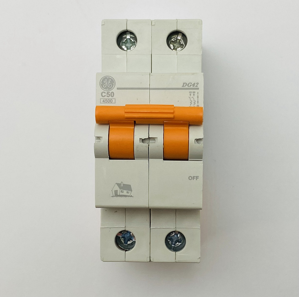 Автоматичний вимикач DG42C50 2Р 50C 4.5кА Луцк - изображение 1