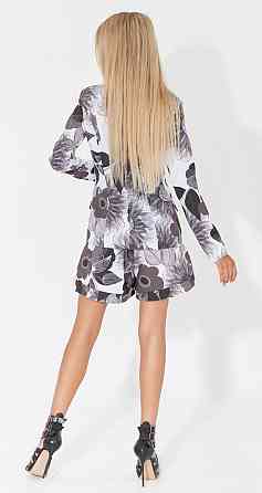 Костюм з розкльошеними шортами (46) Київ