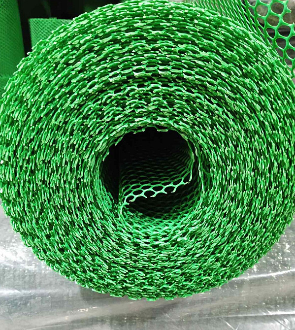 Пластикова сітка 6 х 8 мм 1.20 м*30 м парканна зелена Сота Дніпро - фото 10