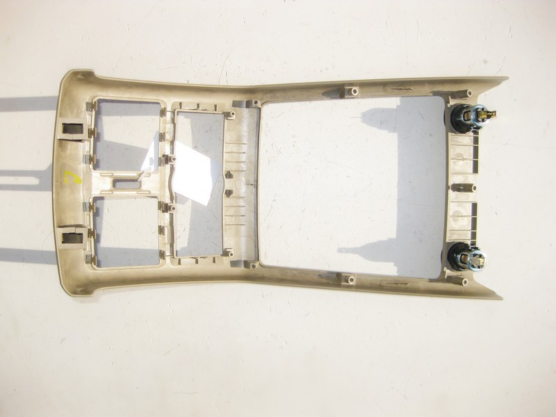 Mercedes-Benz  A1666803907 8N84 Облицювання підлокітника задня з двома розетками 12V бежева ML W166 GL X166 Одеса - фото 2