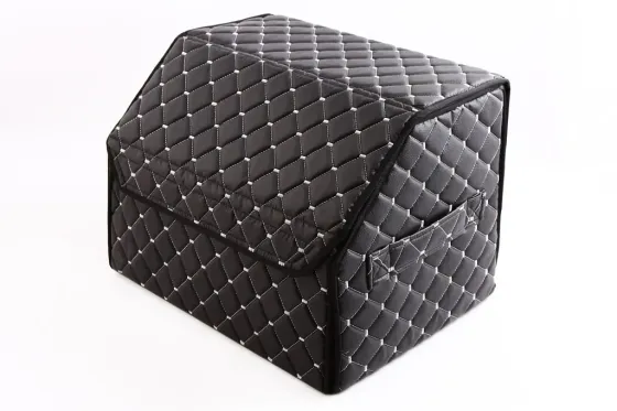 Сумка в багажник на липучках кожзам 40*30*30 см АвтоКомфорт черный/серая нить Винница