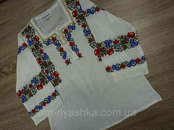 Жіноча лляна вишиванка 