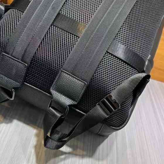 Чоловічий рюкзак Tiding Bag (30 х 41 х 12 см) з натуральної шкіри Чорний Вінниця