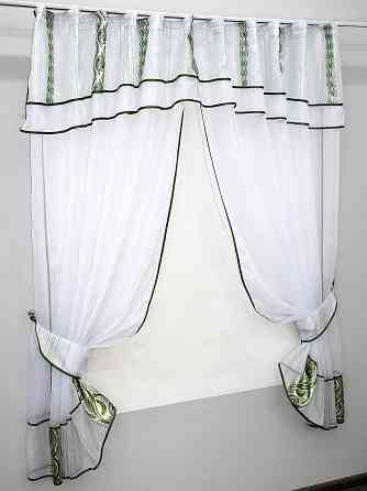 Кухонные шторы (280х170см) с ламбрекеном, на карниз 1-1,5м цвет белый с зеленым 00к 59-521 Киев