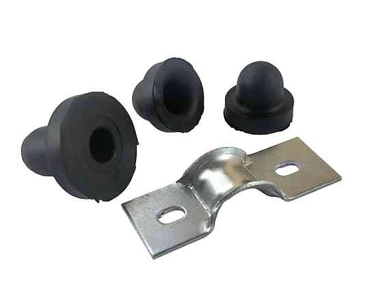 Ремкомплект радіатора 2108, 2109, 2109 (2 нижні подушки, 1 верхня завзята, скоба метал) кріплення Мукачево