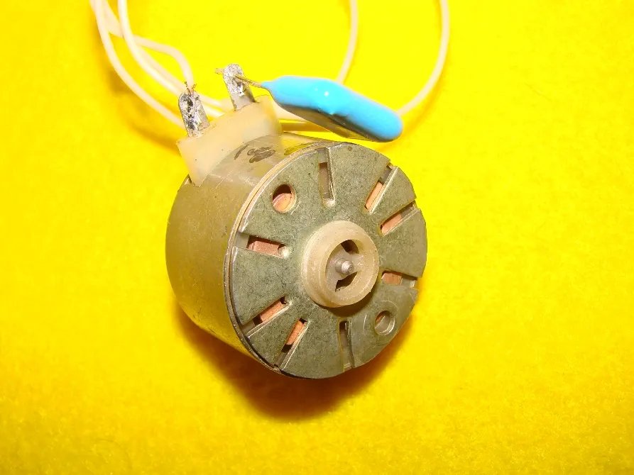 Электродвигатель Евуи.303.211.001-02 110В – 50Гц (220В) моторчик, микродвигатель Харьков - изображение 1