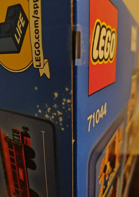 Конструктор LEGO Disney 71044 Дісней Потяг і Вокзал (2925 Деталей) Київ - фото 1