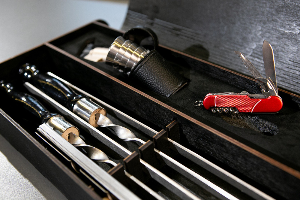 Шампури подарункові набір бокс для пікніка гриля та барбекю Оригінальні Віп подарунки на день народження татові, хлопцю, Тернопіль - фото 4