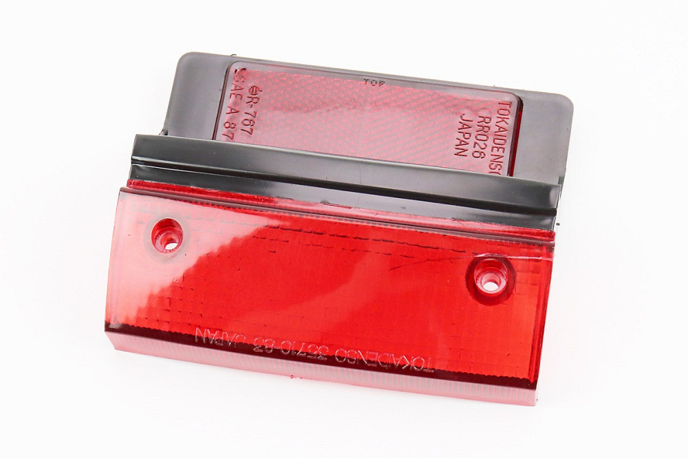 УЦІНКА Suzuki SEPIA (old) "скло"- стопа, червоне (тріщина, див. фото) Київ - фото 1