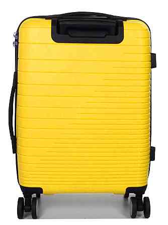 Чемодан полипропиленовый MADISSON 33703 малый 55 см желтый Киев
