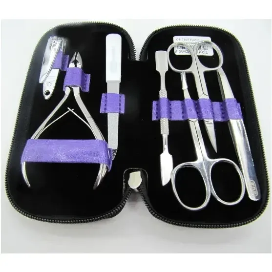 Маникюрный набор KDS маникюрно педикюрный (7 предметов) 7105 с хрустальной пилочкой Киев