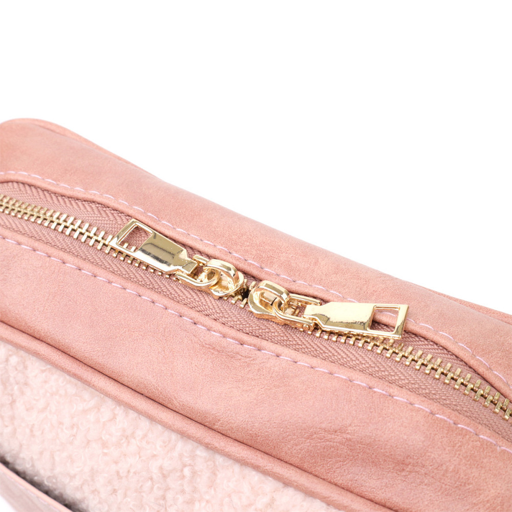 Жіноча сумка з плюшевою вставкою на лицьовій стороні з екошкіри Vintage sale_15133 Рожевий Київ - фото 4