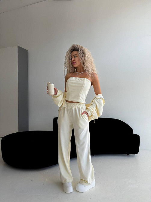 Жіночий велюровий костюм-трійка: кофта корсет і штани Молочний, 48/52 Одеса - фото 10