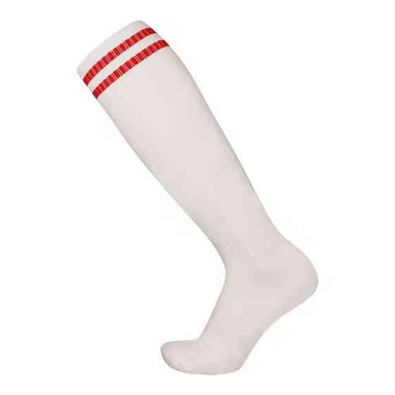 Гетры футбольные с полотенечной тканью на подошве белые с оранжево-красными пололсками CZST-314,размер S Каменец-Подольский