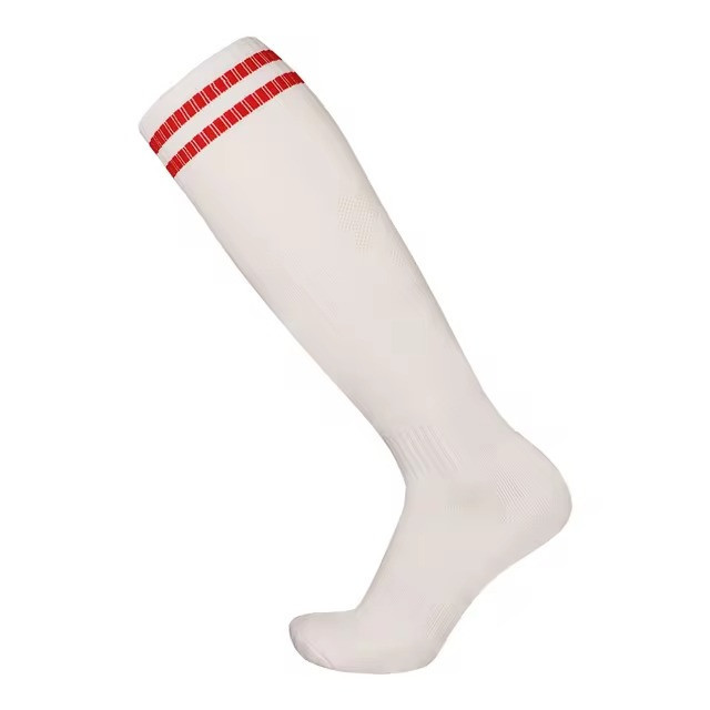 Гетры футбольные с полотенечной тканью на подошве белые с оранжево-красными пололсками CZST-314,размер S Каменец-Подольский - изображение 2