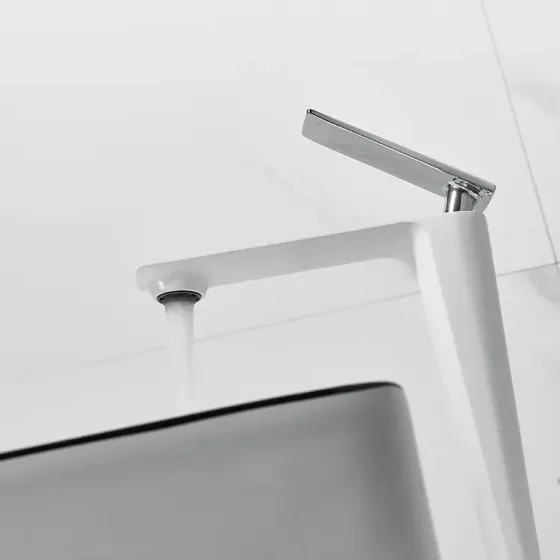 Смеситель латунный дизайнерский для умывальника однорычажный кран WanFan Белый Хром Каменец-Подольский