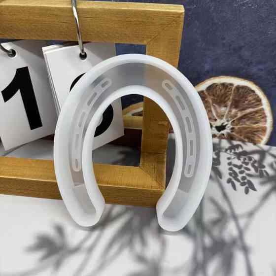 Силиконовая форма-подкова для свечей, смолы и гипса — белая Киев