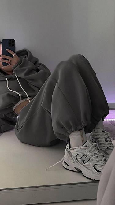 Женский утепленный стильный костюм двойка: худи и джоггеры трехнить на флисе Графит, 42/44 Одесса - изображение 3