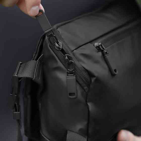 Чоловіча чорна сумка з кишенями на замку Pobedov Modest Київ