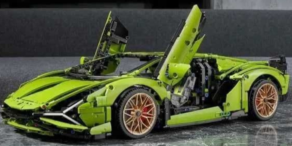 LAMBORGHINI на 3696 деталей, маштаб 1:8 Конструктор схожий на LEGO. Київ - фото 1