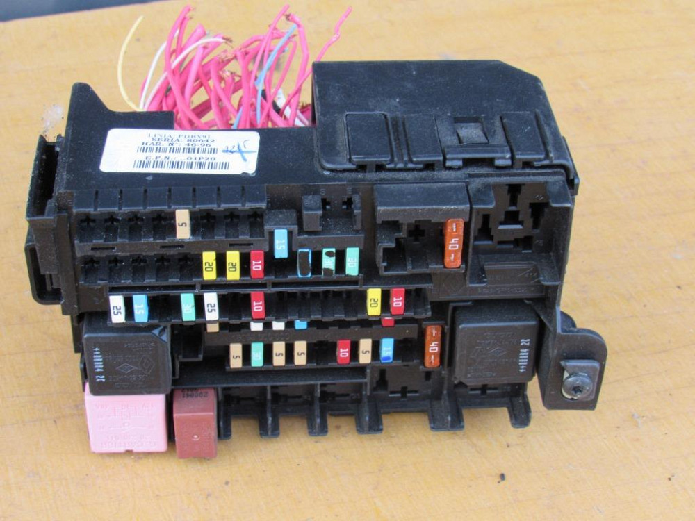 Блок запобіжників Renault Laguna III 2007-2015	(PDBX91) Ковель - изображение 2