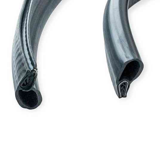 Уплотнитель 2105-21213 (погонный метр) капота Мукачево