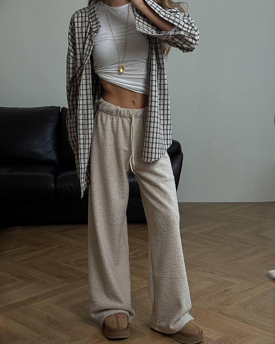 Жіночі стильні теплі штани баранчиків на велюрі. Біг Одеса - фото 1