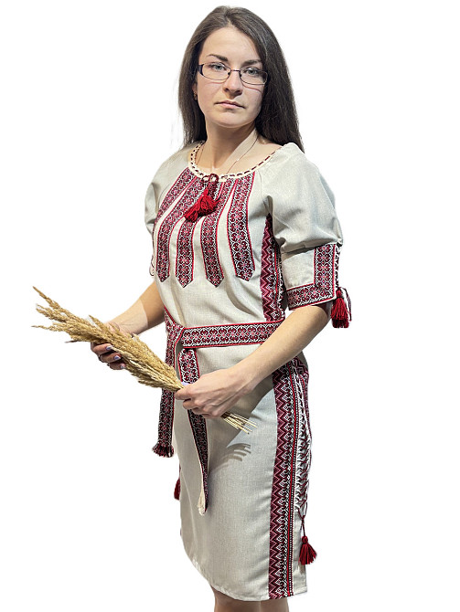 Жіноче вишите традиційне плаття в кольорі беж із регульованою шнурівкою з боків 48 Київ - фото 1