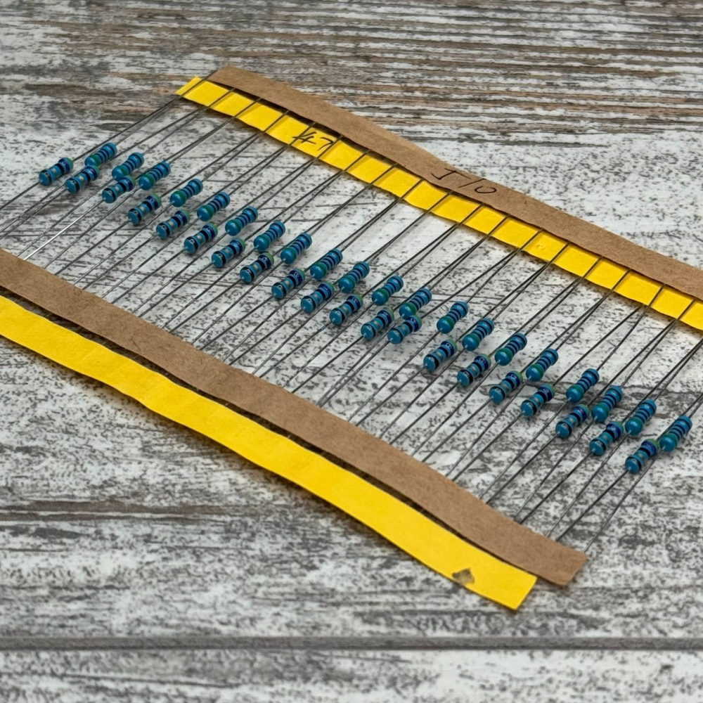 Набір металоплівкових резисторів 1/4 Вт, 600 шт, MF 1%, номінали 10 Ом – 1 МОм Київ - фото 4