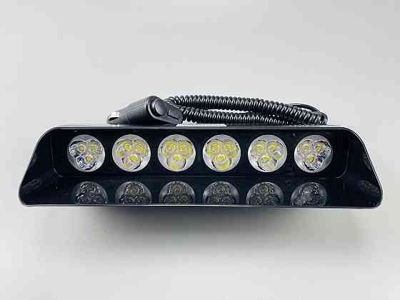 Маячок проблисковий S7 стробоскоп автомобільний 9-80V 18 led діодів білий спалах під скло Мукачево