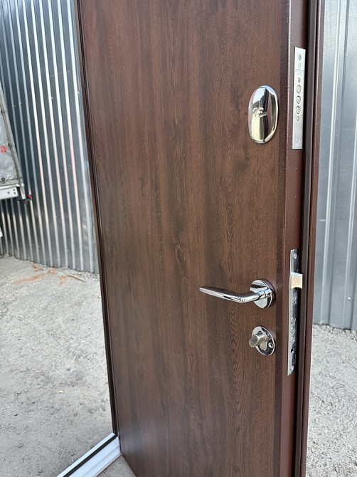 Двери уличные Redfort, модель Блейд RAL 8017 , комплектация Оптима плюс Металл/МДФ (2 контура) Киев - изображение 5