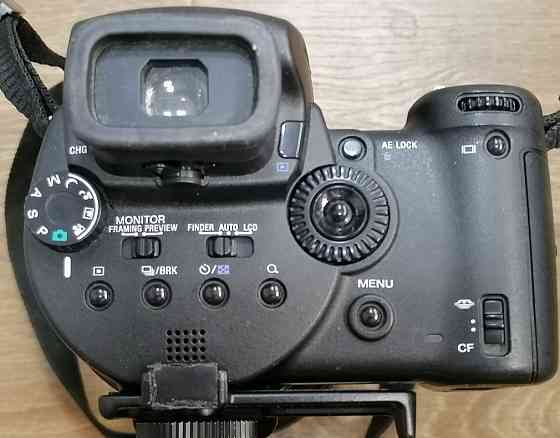 Фотоапарат Sony DSC-R1 + Об'єктив Sony. Київ