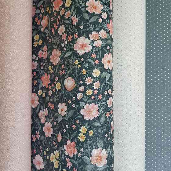 Шпалери вінілові на флізелін 0.53х10.05 Rasch Textil Petite Fleur 5 квіти маленькі рожеві жовті на сірому Київ