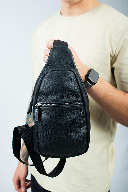 Мужская сумка-слинг из натуральной кожи, сумка через плечо SL016 (Черная) Сумы - изображение 6